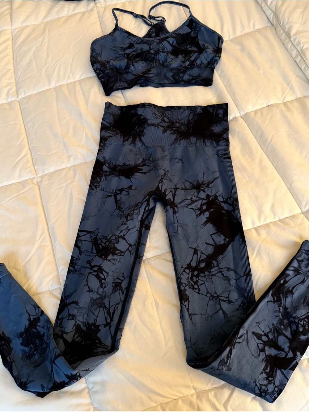 Tie-Dye Style Black & Deep Blue Seamless Active Set & Black & Gray Active Set